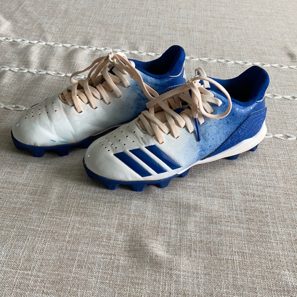 Adidas Girls softball cleats size 2. Blue &White